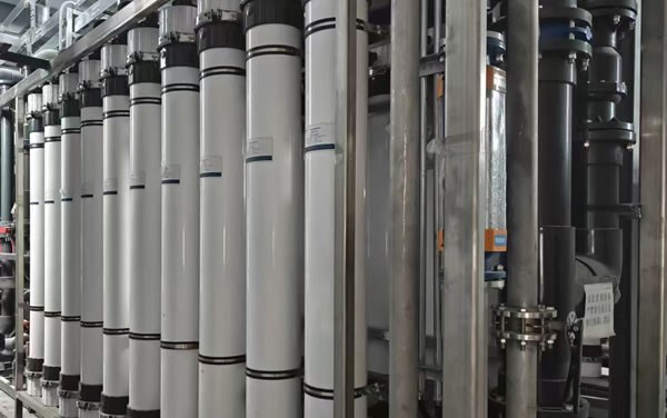 以改性納濾、反滲透膜+MVR蒸發(fā)為核心的零排放處理技術(shù)工藝包與產(chǎn)品